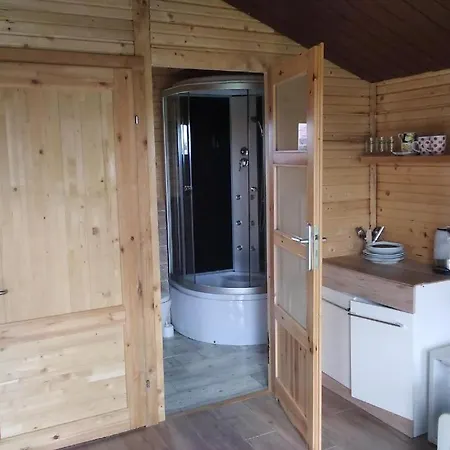 Zdrowy Sen W Domkach Z Bali W Mikolajkach 50 M Od Promenady * Mikolajki (Mragowo)